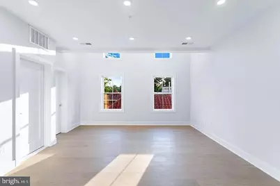 1109 NW Fern Street NW #301, Washington, DC 20012 - Photo 8