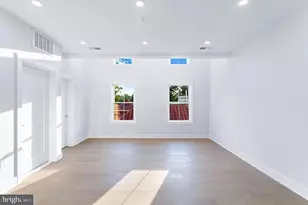 1109 NW Fern Street NW, Washington, DC 20012 - Photo 8