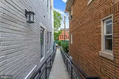 1109 NW Fern Street NW #301, Washington, DC 20012 - Photo 4