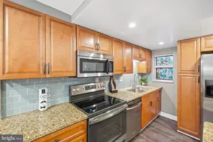 1843 Mintwood Pl NW, Washington, DC 20009 - Photo 4