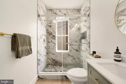344 Elm Street NW, Washington, DC 20001 - Photo 22