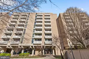 300 M St SW, Washington, DC 20024 - Photo 32