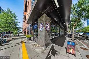 1025 1st St SE, Washington, DC 20003 - Photo 42