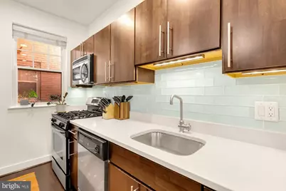 315 G Street NE #201, Washington, DC 20002 - Photo 8