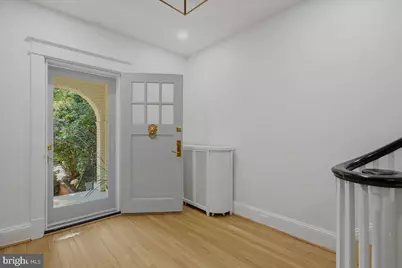 2318 Ashmead Place NW, Washington, DC 20009 - Photo 6