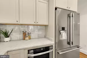 1460 Harvard St NW, Washington, DC 20009 - Photo 16