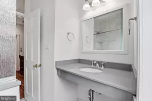 1110 P St NW, Washington, DC 20005 - Photo 24