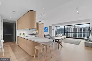 920 I St NW, Washington, DC 20001 - Photo 2