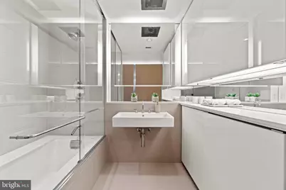 920 I Street NW #1102, Washington, DC 20001 - Photo 36