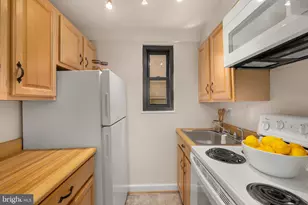 2141 I St NW, Washington, DC 20037 - Photo 10