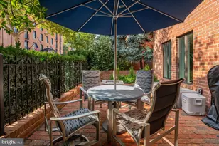 1045 31st St NW, Washington, DC 20007 - Photo 14
