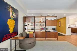 1045 31st St NW, Washington, DC 20007 - Photo 10