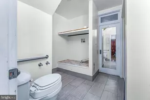 1357 Oak St NW, Washington, DC 20010 - Photo 14