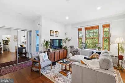 2032 Belmont Road NW #403, Washington, DC 20009 - Photo 4