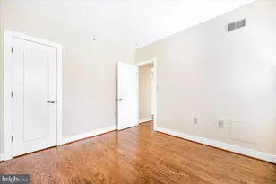 1727 R St NW, Washington, DC 20009 - Photo 32