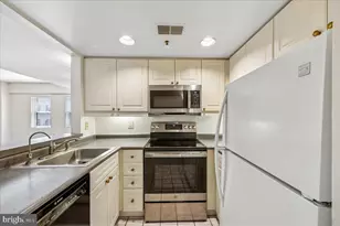 1727 R St NW, Washington, DC 20009 - Photo 20