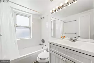 1727 R St NW, Washington, DC 20009 - Photo 30