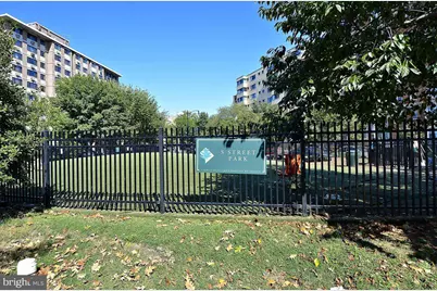 1727 R Street NW #201, Washington, DC 20009 - Photo 44