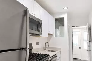 2228 40th St NW, Washington, DC 20007 - Photo 8