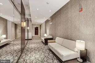 1811 Wyoming Ave NW, Washington, DC 20009 - Photo 22