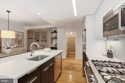 1811 Wyoming Avenue NW #22, Washington, DC 20009 - Photo 8