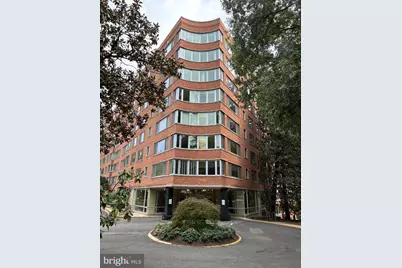 4200 Cathedral Avenue NW #819, Washington, DC 20016 - Photo 1