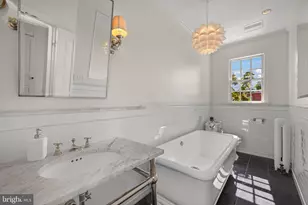 131 North Carolina Ave SE, Washington, DC 20003 - Photo 30