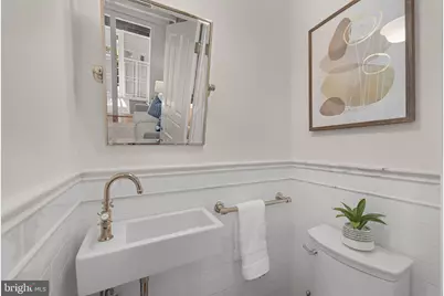 131 North Carolina Avenue SE, Washington, DC 20003 - Photo 16