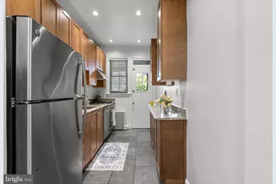 2514 41st Street NW #4, Washington, DC 20007 - Photo 14
