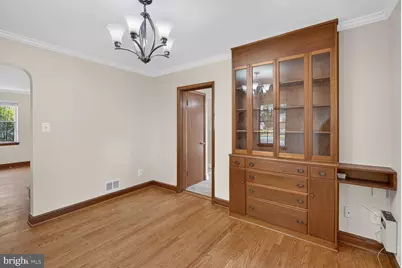 5620 Macarthur Boulevard NW, Washington, DC 20016 - Photo 8