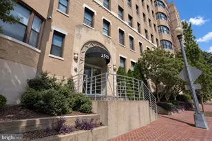 2515 K St NW, Washington, DC 20037 - Photo 12