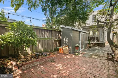 909 G Street SE, Washington, DC 20003 - Photo 46