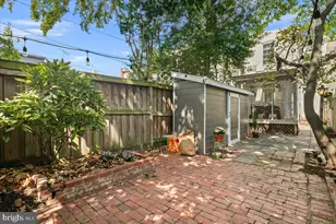 909 G St SE, Washington, DC 20003 - Photo 46