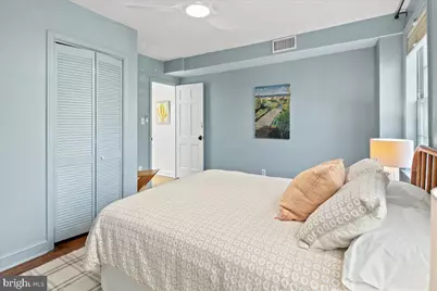 909 G Street SE, Washington, DC 20003 - Photo 30