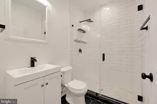 1817 8th St NW, Washington, DC 20001 - Photo 20