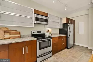 3901 Cathedral Ave NW, Washington, DC 20016 - Photo 4