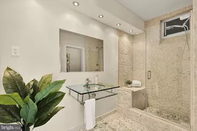 3901 Cathedral Avenue NW #220, Washington, DC 20016 - Photo 12