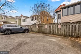 3247 38th St NW, Washington, DC 20016 - Photo 26
