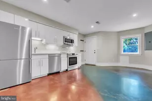 225 R St NW, Washington, DC 20001 - Photo 40