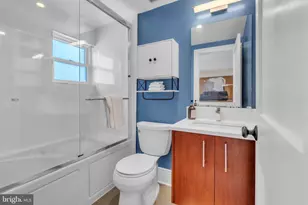 225 R St NW, Washington, DC 20001 - Photo 26