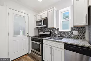 2842 30th St NE, Washington, DC 20018 - Photo 6