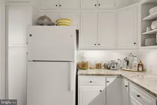 4000 Cathedral Ave NW, Washington, DC 20016 - Photo 20
