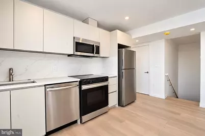 2117 M Street NE #PENTHOUSE, Washington, DC 20002 - Photo 12