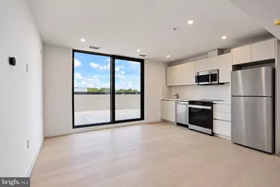 2117 M Street NE #PENTHOUSE, Washington, DC 20002 - Photo 10