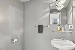 616 Pickford Pl NE, Washington, DC 20002 - Photo 16