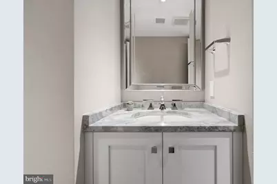 701 Pennsylvania Avenue NW #1217, Washington, DC 20004 - Photo 24