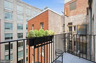 1026 16th St NW, Washington, DC 20036 - Photo 12