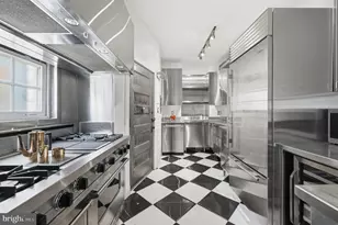 1026 16th St NW, Washington, DC 20036 - Photo 14