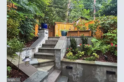 2023 37th Street NW, Washington, DC 20007 - Photo 4