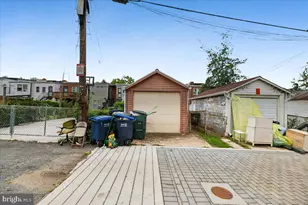 35 Gallatin St NW, Washington, DC 20011 - Photo 32